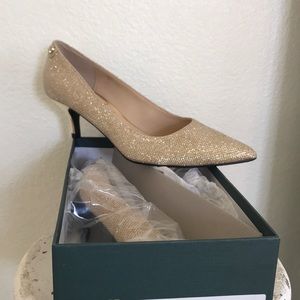 J. Renee gold metallic point toe kitten heels size 10